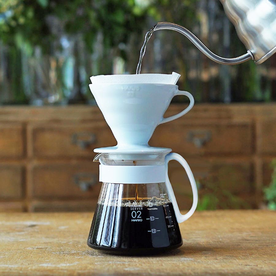 Hario - Dripper | Handfilter Starterset V60 Größe 02 Porzellan weiß