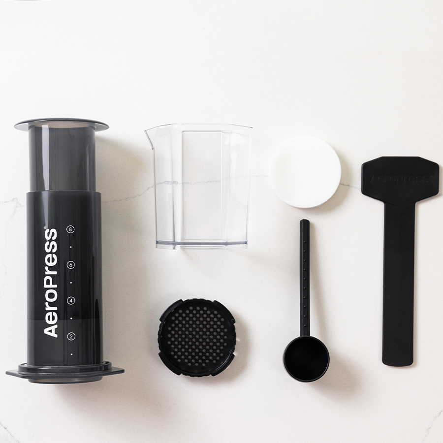 AeroPress® - XL Coffee Press inkl. 100 Filter und Karaffe